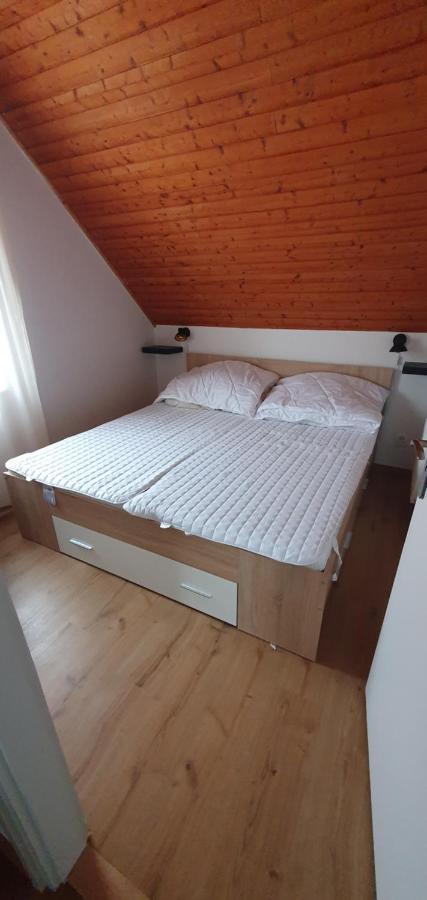 Forrest Apartman Gyenesdiás Zewnętrze zdjęcie